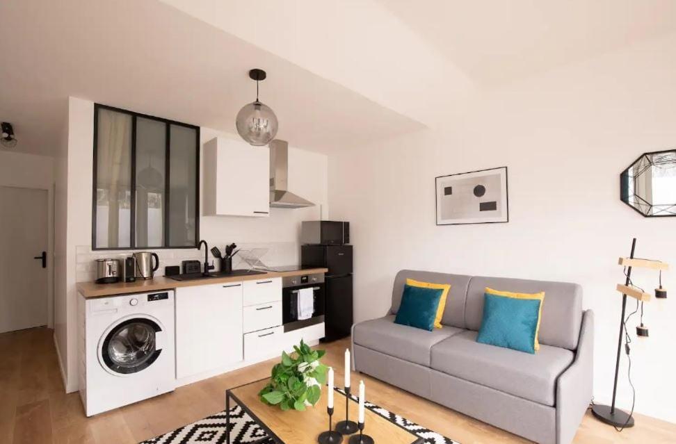 Appartement Lumineux Proche Parc De La Villette París Exterior foto